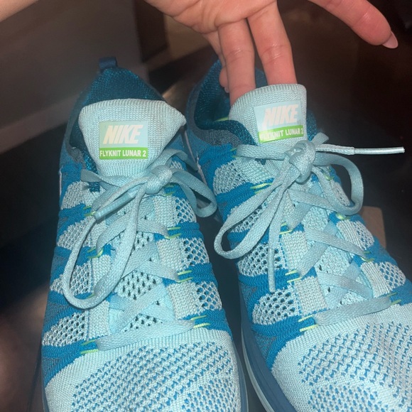 Nike women shoes - Picture 4 of 5